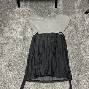 5/$25 Size Small Short Sleeve Dress